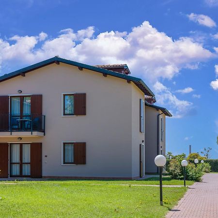 Apartment In Peschiera Del Garda 22085 Exteriör bild