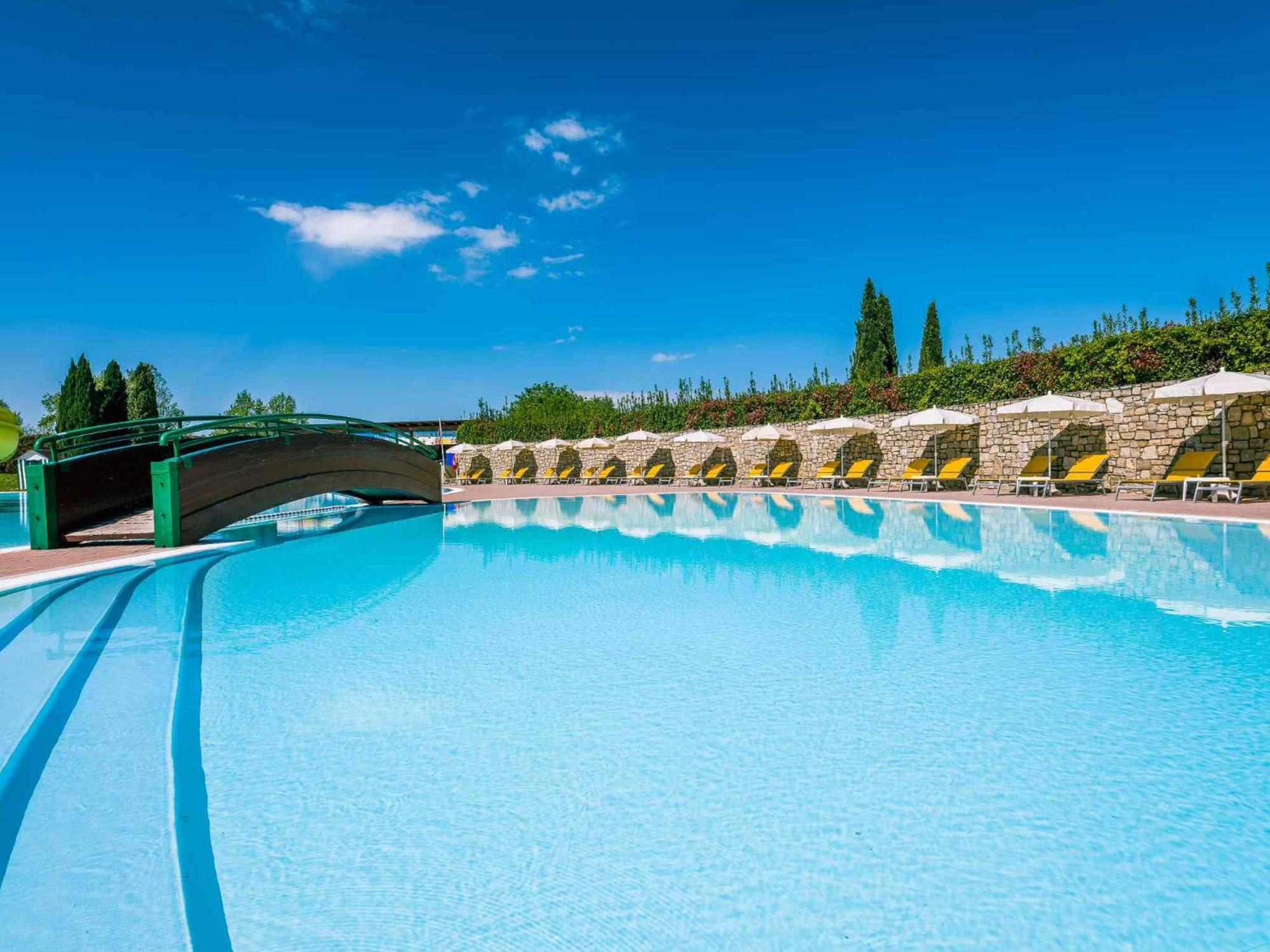 Apartment In Peschiera Del Garda 22085 Exteriör bild