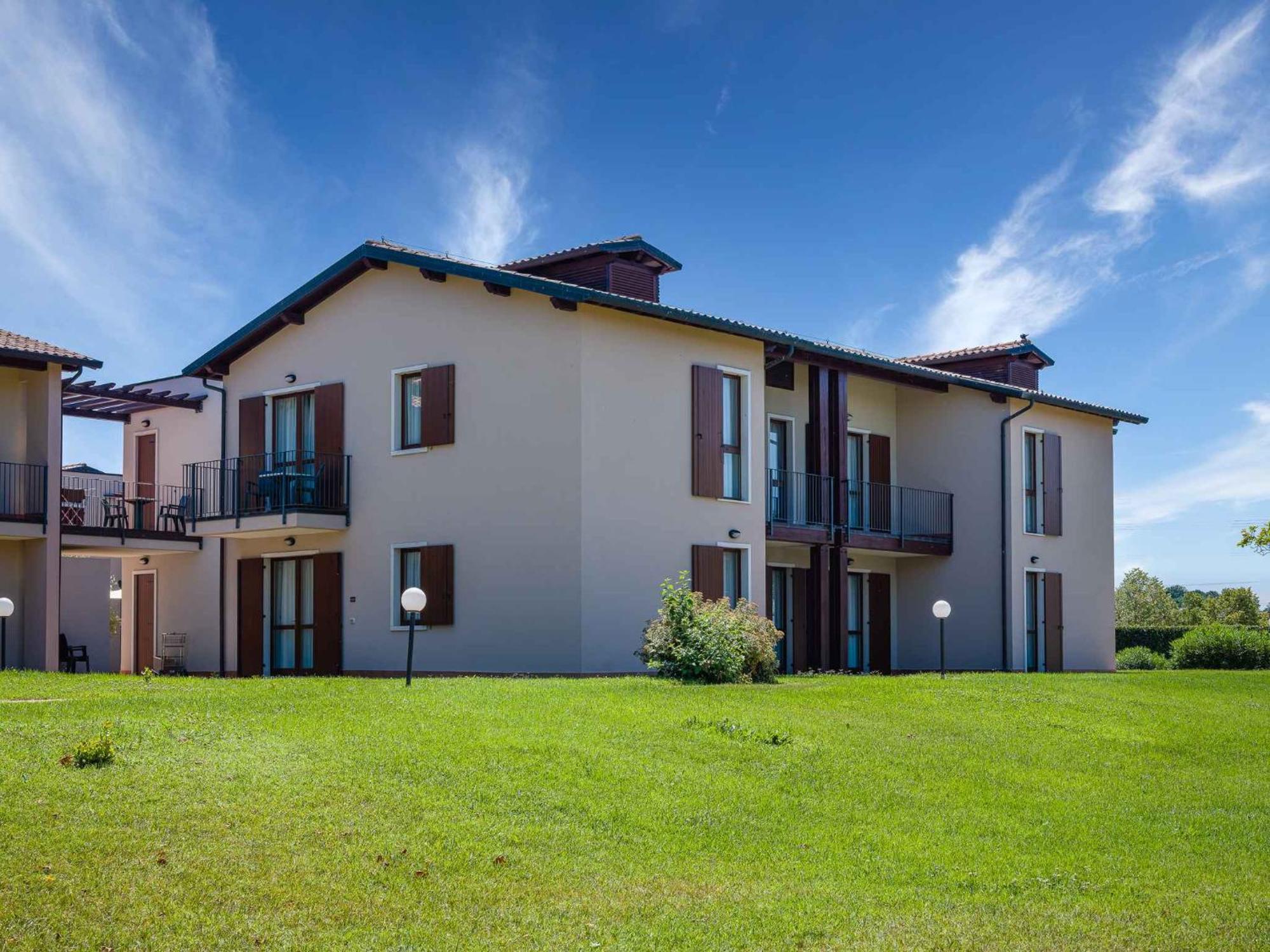 Apartment In Peschiera Del Garda 22085 Exteriör bild