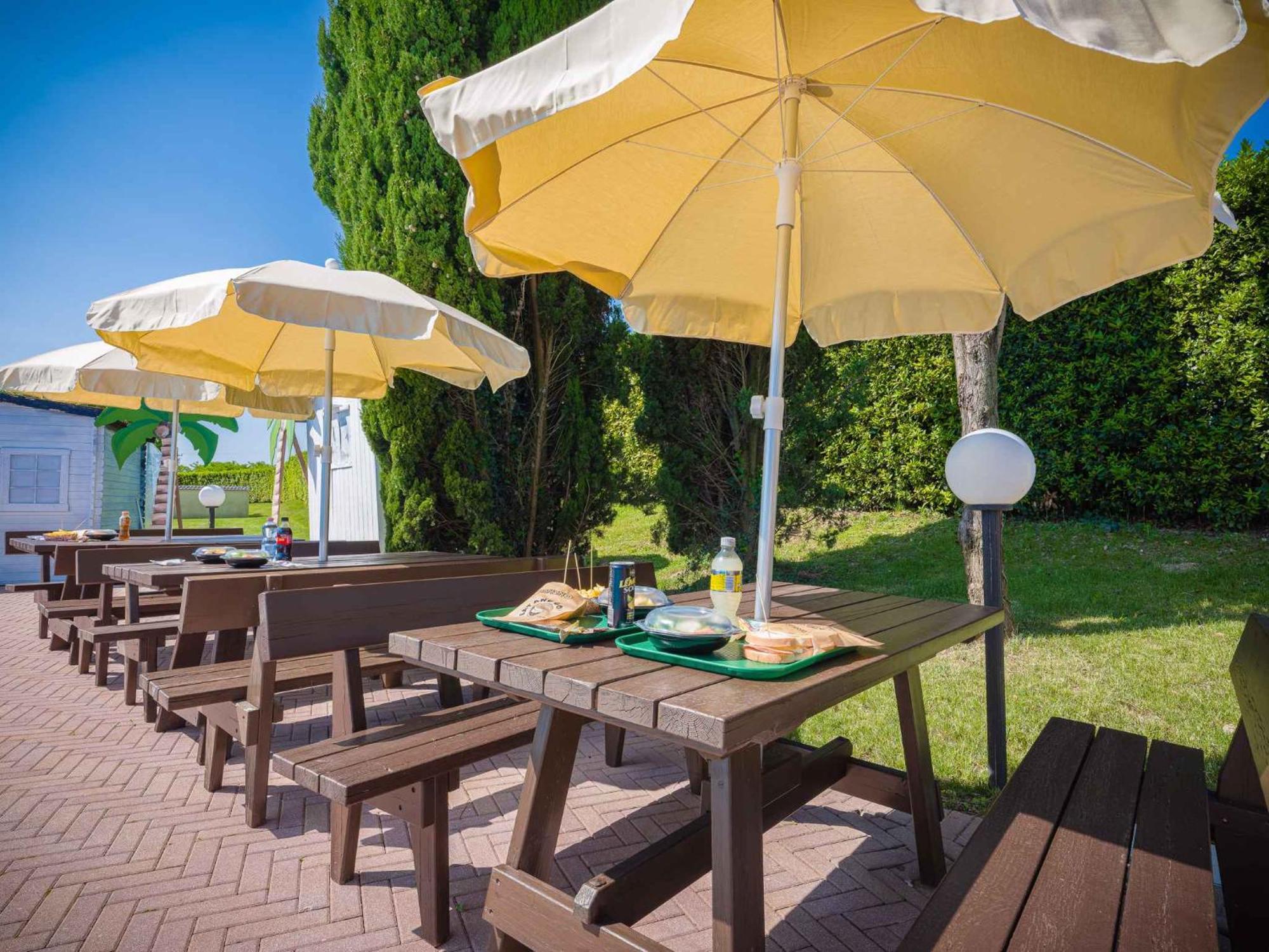 Apartment In Peschiera Del Garda 22085 Exteriör bild